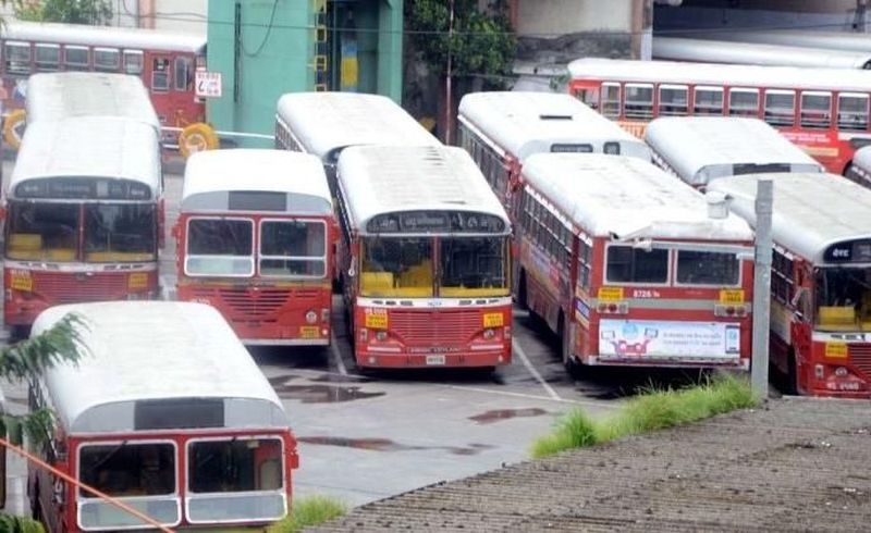 ST got Rs 2.57 crore from scrap sale: 45 buses in scrap | भंगार विक्रीतून एसटीला मिळाले २.५७ कोटी : ४५ बसेस निघाल्या भंगारात 
