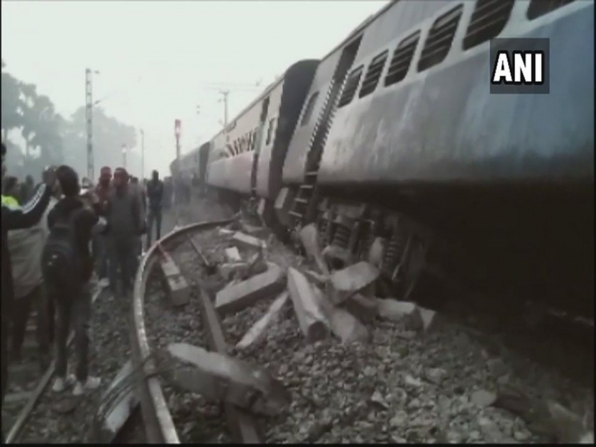 Indian Railway : 419 Deaths in India Due to 313 Train accidents from 2013 to 2018 year | 5 वर्षात 313 रेल्वे गाड्या रुळावरुन घसरुन अपघात, 419 प्रवाशांचा मृत्यू 