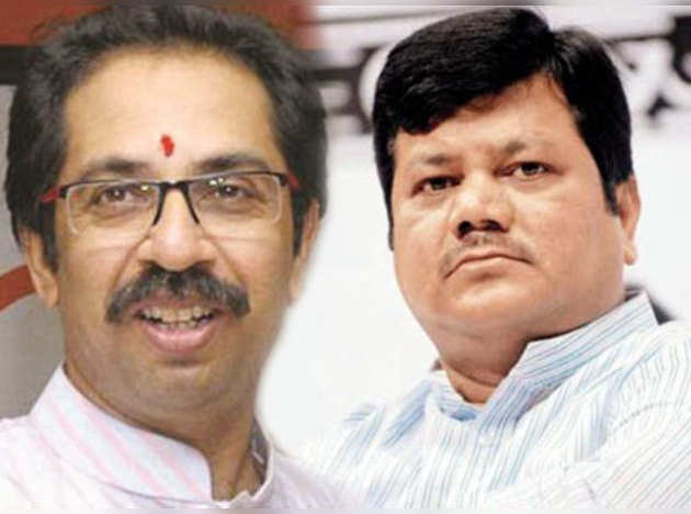 Shiv Sena upset over Raj Thackeray's pro-Hindu stand; BJP Leader Praveen Darekar criticizes Shiv Sena | राज ठाकरेंच्या हिंदुत्ववादी भूमिकेमुळे शिवसेना अस्वस्थ; भाजपा नेते प्रविण दरेकरांची टीका 