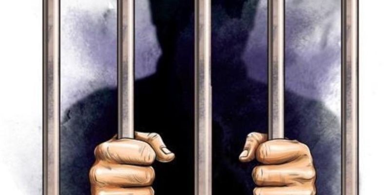 Nephew sentenced to five years in prison for assaulting uncle | काकावर प्राणघातक हल्ला करणाऱ्या पुतण्यास पाच वर्षांचा कारावास