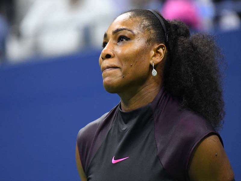Serena speaks; But on the fashion ... Tennis on Silence | सेरेना बोलली; पण फॅशनवर... टेनिसवर मौन