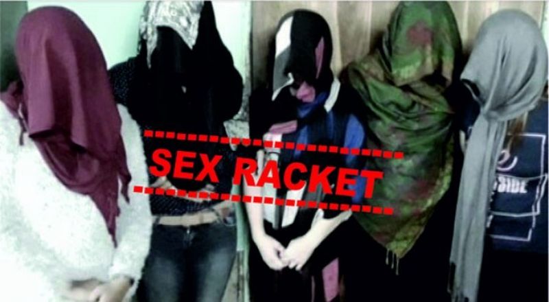 The city's high street sex racket exposed | अहमदनगरच्या उच्चभ्रू वस्तीत सेक्स रॅकेटचा पर्दाफाश