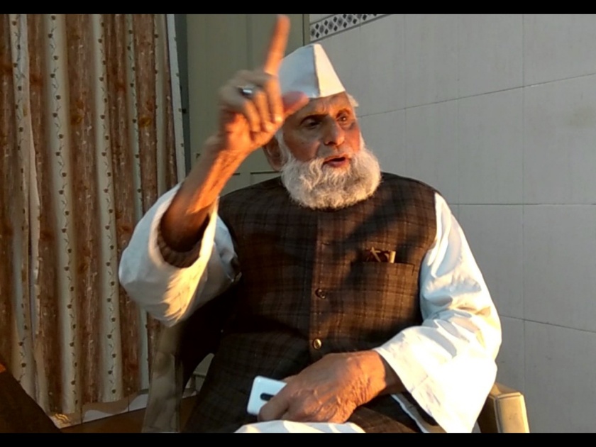 COVID-19 will disappear if muslims allowed to offer namaz in mosques, says Samajwadi Party MP Shafiqur Rahman | कोरोना ही अल्लाहनं दिलेली शिक्षा, त्यापासून वाचायचं असेल तर...; खासदाराचं अजब लॉजिक