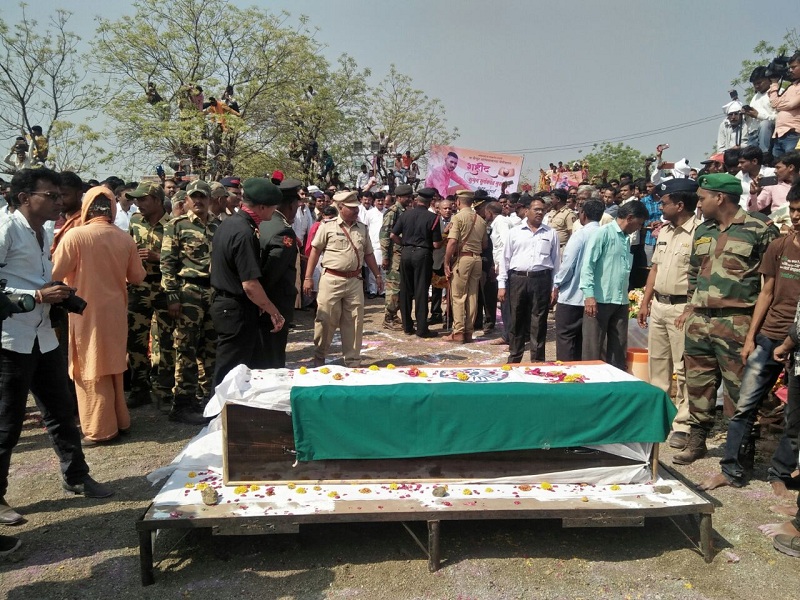  BSF 2 jawans martyrs | बीएसएफचे २ जवान शहीद