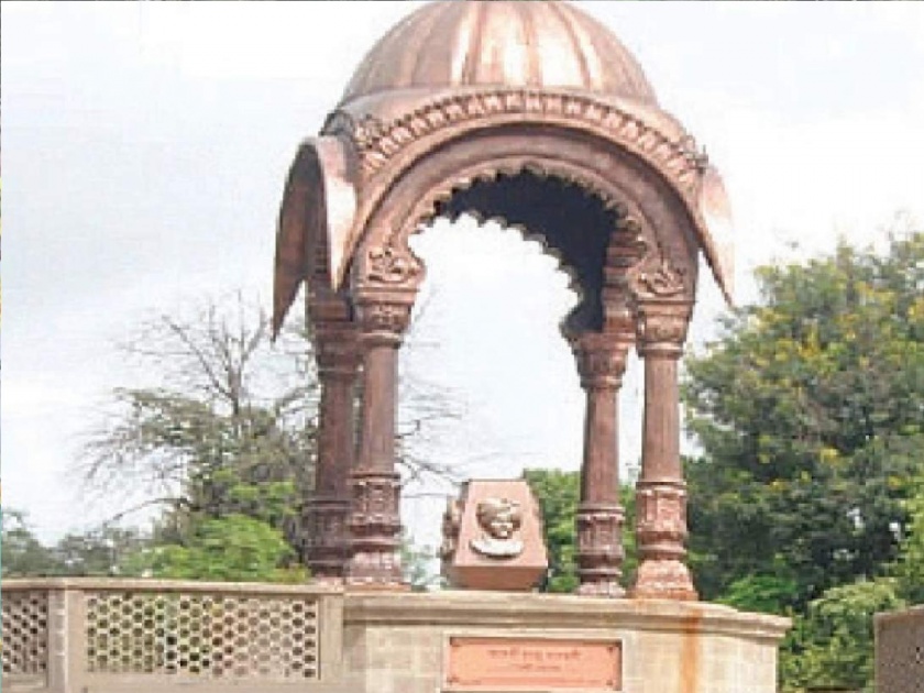 Where did the funds go for the Rajarshi Chhatrapati Shahu Samadhi Memorial in the nursery garden in Kolhapur | स्थगिती दिली नाही ना, मग निधी कुठे गेला?, स्मृतिशताब्दी वर्षातच शाहू समाधी स्मारकाची सरकारकडून उपेक्षा?