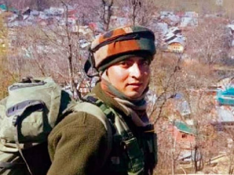 Jammu-Kashmir: The body of a kidnapped soldier was found a year later | Jammu-Kashmir: एका वर्षानंतर सापडला अपहरण झालेल्या सैनिकाचा मृतदेह