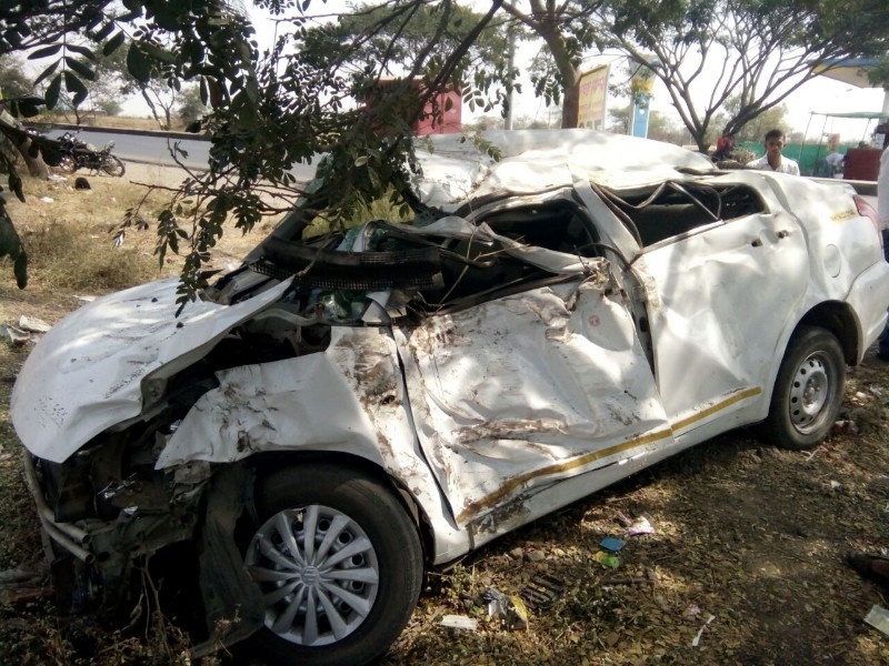 daughter-in-law died along with her father-in-law at Kasari Phata, on Pune-Nagar road accident; The driver absconded | पुणे-नगर रस्त्यावरील कासारी फाटा येथील अपघातात सासऱ्यासह सुनेचा मृत्यू; वाहनचालक फरार