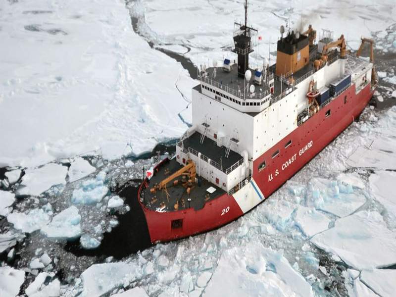 World's Largest Shipping Company Heads Into Arctic As Global Warming Opens The Way | ग्लोबल वॉर्मिंगमुळे जहाज कंपन्यांना फायदा, अधिक काळ होणार वाहतूक
