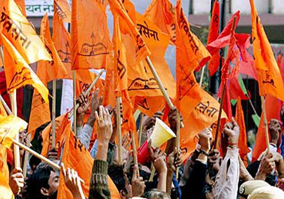 Vidhan sabha 2019 : Shiv Sena's spontaneous preparations in Thane, two MLAs likely to split | Vidhan sabha 2019: शिवसेनेकडून ठाण्यात स्वबळाची तयारी, दोन आमदार फुटणार?