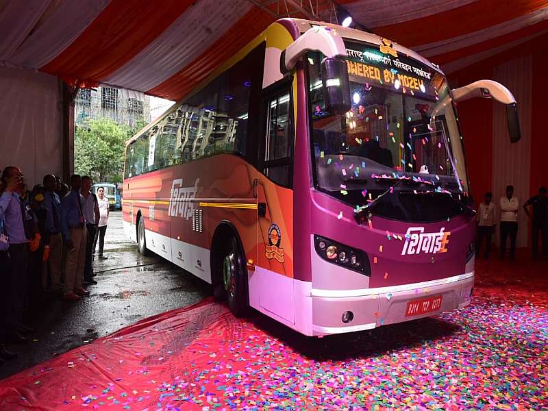 Such is 'Shivai' bus of best in mumbai | अशी आहे ‘शिवाई’, आरामदायी प्रवाशांच्या मनात घर करणारी 'बेस्ट'