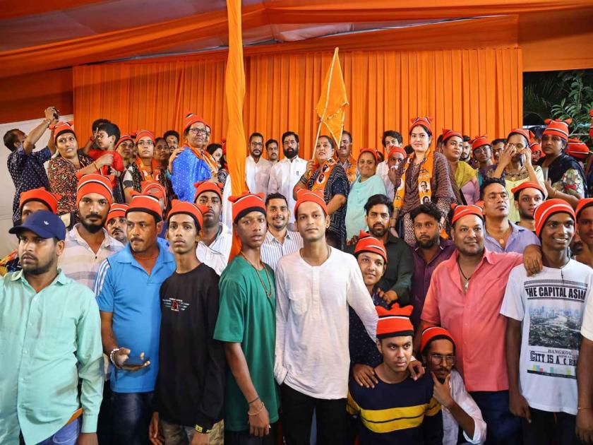 Former corporator of Uddhav Thackeray group Vilas Chavari and many office bearers joined Shiv Sena in the presence of Eknath Shinde. | दसरा मेळाव्याच्या आधी माजी नगरसेवकाचा उद्धव ठाकरेंना रामराम; शिवसेनेत प्रवेश