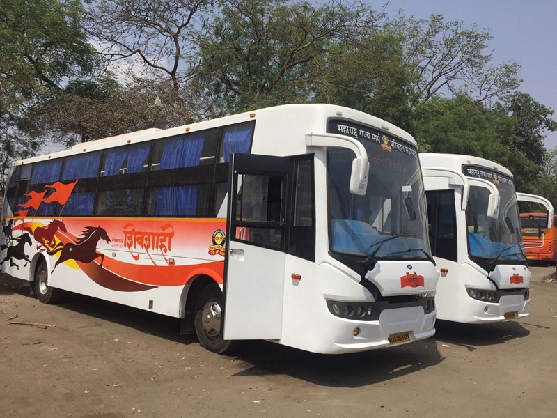Two sleeper buses in the strength of 'ST' of Aurangabad | औरंगाबाद आगाराच्या ‘एसटी’च्या ताफ्यात दोन स्लीपर बस