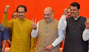 shivsena-bjp alliance done; negotiations continue in congress alliance | युतीचे शुभमंगल; महाआघाडीची अजूनही बोलणीच सुरू!