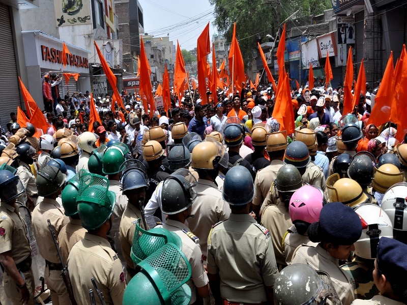 Shivsena's Gujamandivar Kondi | Lok Sabha Election 2019 : जाधव यांच्या रॅलीने शिवसेनेची गुलमंडीवरच कोंडी