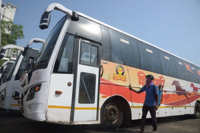 Shivshahi buses to Pune every hour | दर तासाला पुण्यासाठी शिवशाही बसेस