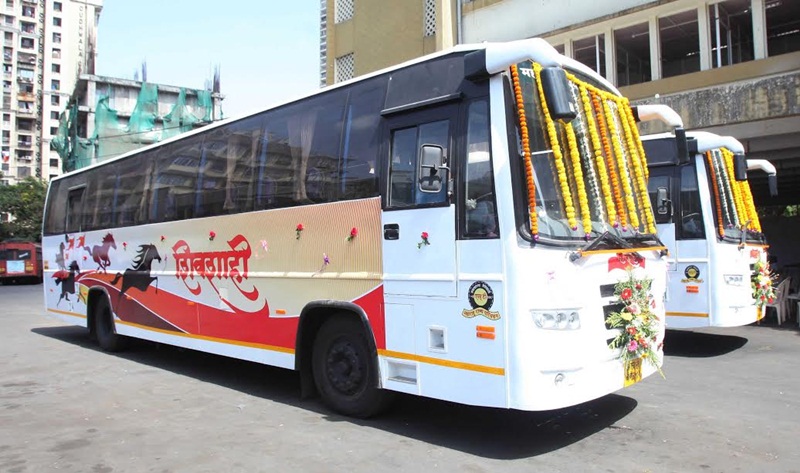 bad response to Shivshahi bus in Telangana | शिवशाहीला तेलंगणा एसटी प्रशासनाकडून सापत्न वागणूक; थांबण्यासाठी पॉर्इंटही मिळेना