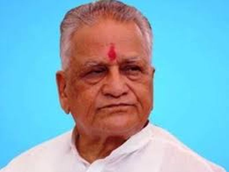 Hon'ble Chief Minister to pay tribute to Shivaji Rao Deshmukh | मुख्यमंत्र्यांसह मान्यवरांनी वाहिली शिवाजीराव देशमुख यांना श्रद्धांजली