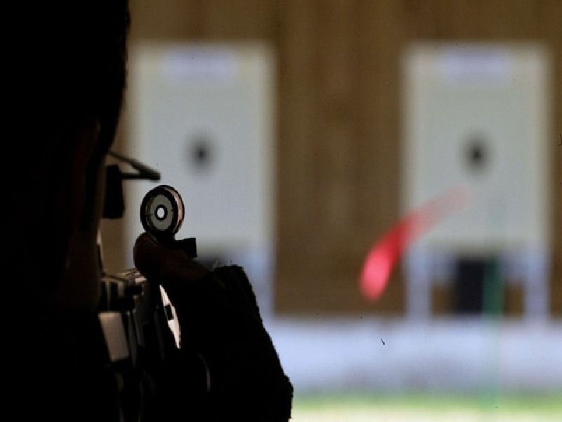 International shooter Anushka Patil wins gold in national competition | आंतरराष्ट्रीय नेमबाज अनुष्का पाटीलला राष्ट्रीय स्पर्धेत सुवर्णपदक 