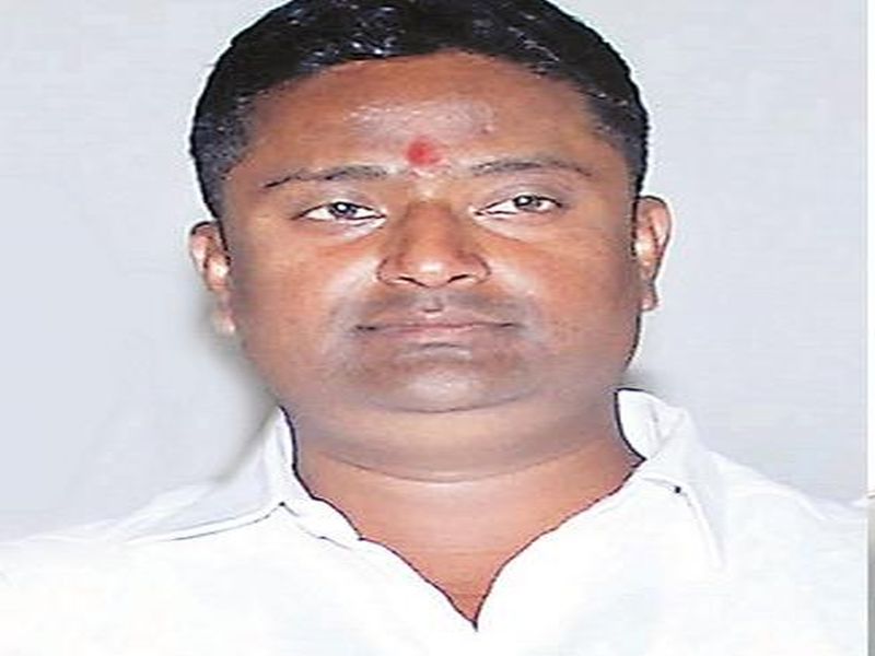 Ahmadnagar Mayor Approves Shripad Chhatham's Resignation | अहमदनगरच्या महापौरांनी मंजूर केला श्रीपाद छिंदमचा राजीनामा