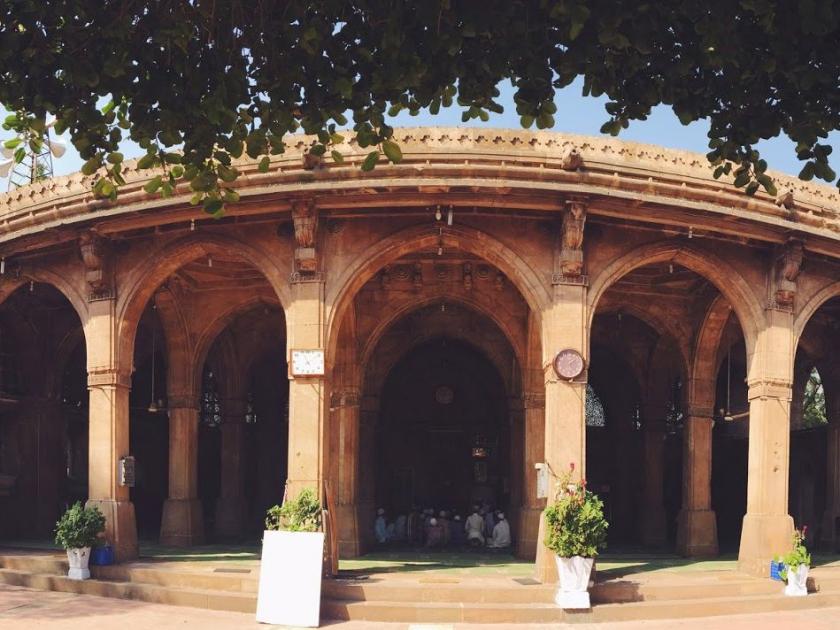 For the first time, learn about Sidi Sayyad Masjid who visits the Prime Minister | पहिल्यांदाच पंतप्रधान मोदी भेट देणा-या सिदी सय्यद मशिदीबद्दल जाणून घ्या 'या' खास गोष्टी