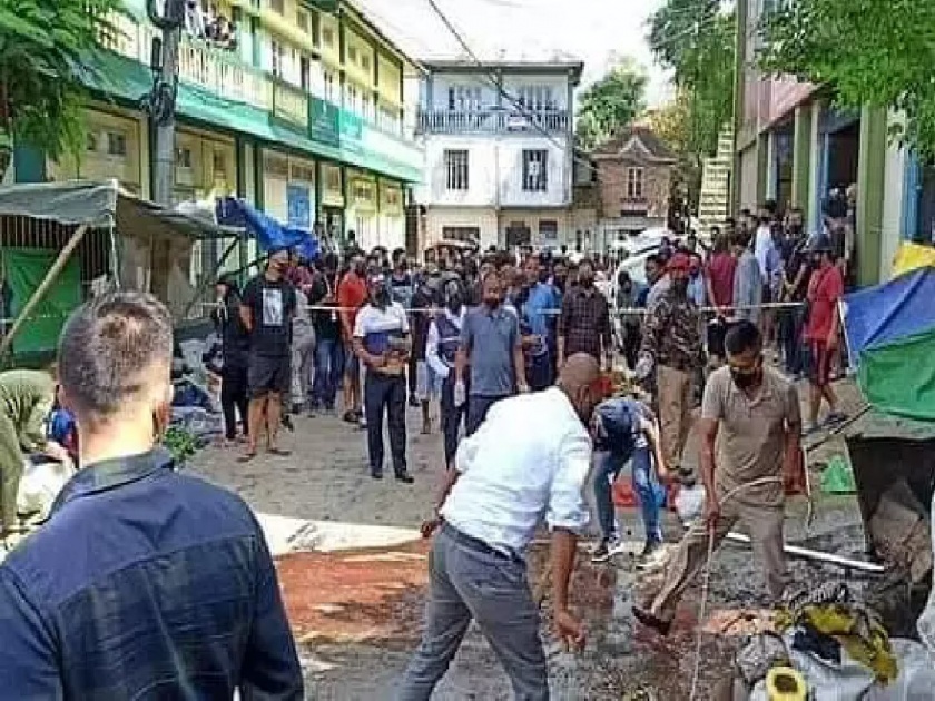 Mizoram: Suicide Bomber Ex-Husband Kills Woman In Open Market | भर बाजारात मानवी बॉम्बनं पतीनं पत्नीला उडवलं; ह्दयद्रावक घटनेने सगळेच हादरले