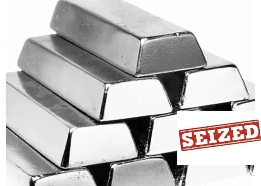 40 kg of silver delivered by courier in the possession of police | कुरिअरने आलेली ४० किलाे चांदी पाेलिसांच्या ताब्यात