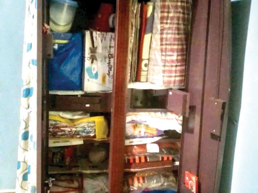 Sindhudurg: Clutched house in Kolhos, thieves attempt failed: increasing incidents in front of police | सिंधुदुर्ग : कोळोशीत बंद घर फोडले, चोरीचा प्रयत्न अयशस्वी, वाढत्या घटना पोलिसांसमोर डोकेदुखी