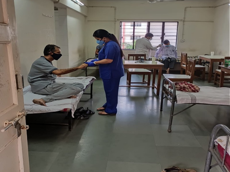 Corona Virus News : Sinhagad Hostel Covid Care Center in Pune is a support for 'special' patients | Corona Virus News : पुण्यातील सिंहगड हॉस्टेल कोविड केअर सेंटर 'विशेष' रुग्णांसाठी ठरतेय आधारवड