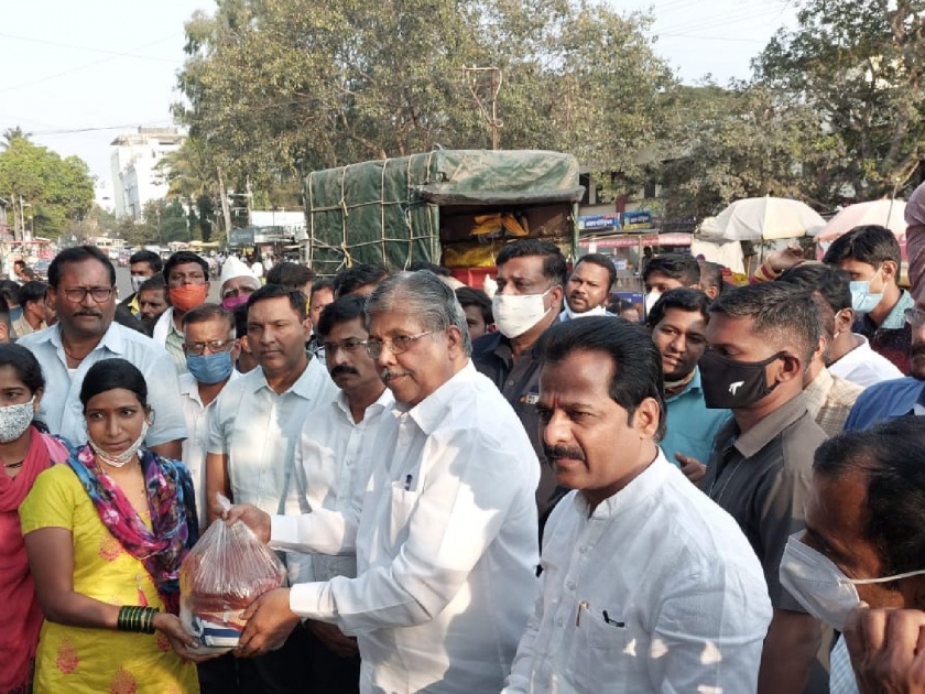 BJP will provide rations to ST Workers till strike ends - Chandrakant Patil | संप मिटेपर्यंत भाजपा संपकरी कर्मचाऱ्यांना शिधा पुरवणार - चंद्रकांत पाटील