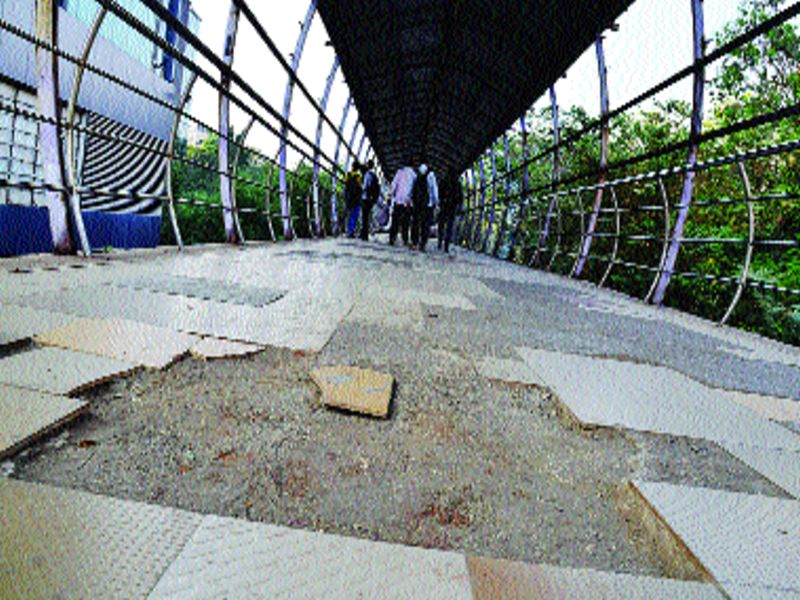 2 crore and 49 lakh increase in repair cost of skywalk in western suburbs | पश्चिम उपनगरातील स्कायवॉकच्या दुरुस्ती खर्चात २.४९ कोटींची वाढ 