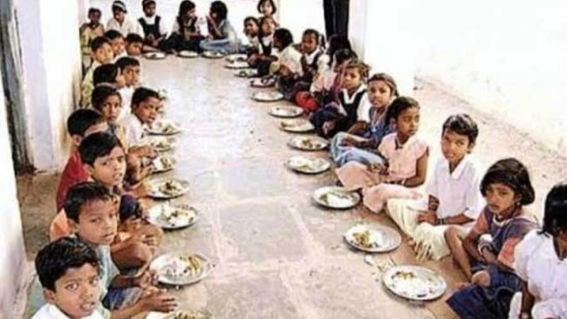 One lakh children in Buldana district are being deprived of nutritious food! | बुलडाणा जिल्ह्यातील एक लाख बालकांचा हिरावल्या जातोय पोषण आहार!
