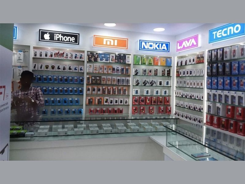 Smartphones in india to get price hike know the reason   | बॅड न्यूज! पुन्हा एकदा वाढू शकतात स्मार्टफोन्सच्या किंमती; या कारणांमुळे होऊ शकते 10 टक्के भाववाढ  