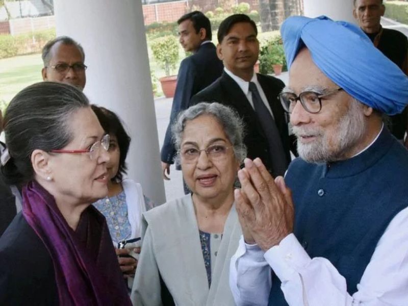 Sonia's conscience says 'Manmohan Singh' | सोनिया यांचा अंतरात्मा म्हणाला, ‘मनमोहन सिंग’