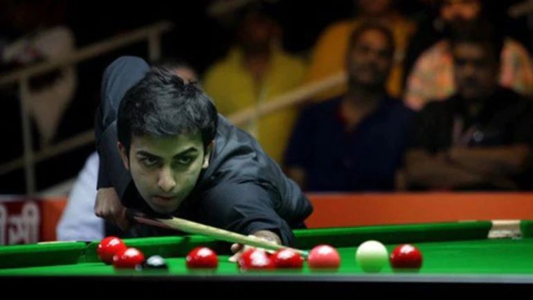 pankaj Advani-aditya Mehra wins World Snooker Championship | अडवाणी-मेहरा यांनी पटकावले जागतिक स्नूकर स्पर्धेत विजेतेपद