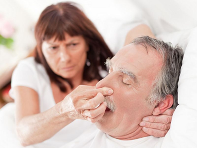 Home remedy of snoring within few days you will get rid of this problem | या खास उपायांनी दूर करा घोरण्याची समस्या!