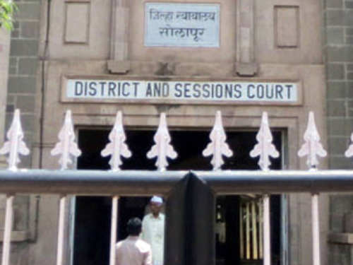 Three courts will operate for three hours in Solapur district | coronavirus; सोलापूर जिल्ह्यातील ७५ न्यायालयाचे कामकाज चालणार तीन तास