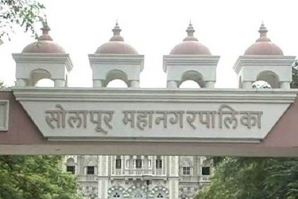 Solapur municipal corporation submits bogus bill | सोलापूर महापालिकेला बोगस बिल सादर करणाºया मक्तेदाराविरुद्ध अखेर गुन्हा 
