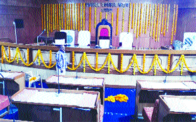 Solapur Mayor, Deputy Mayor elected today | सोलापूरच्या महापौरपद, उपमहापौर पदाची आज निवड