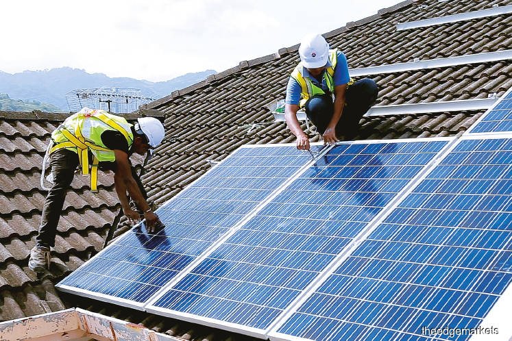 Solar prices rise by 20 per cent, China, Turkey upset maths | सोलरच्या किमती २० टक्क्यांनी वाढल्या, चीन, तुर्कस्थानने बिघडविले गणित