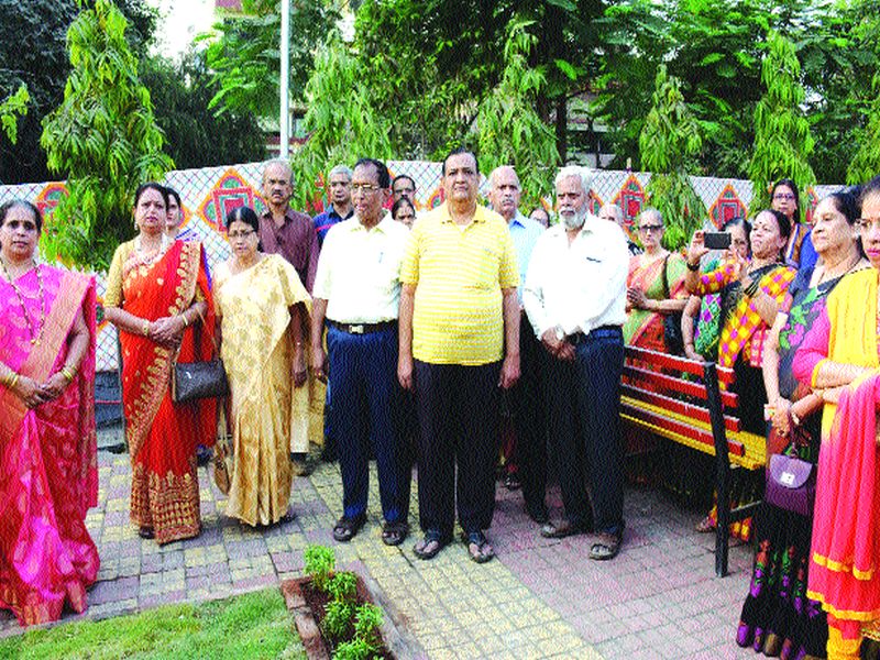 Vande Mataram garden through public participation | लोकसहभागातून वंदे मातरम् उद्यान