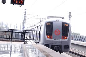 'Sound Barrier' to be metered on Metro rail in Nagpur | नागपुरात मेट्रो रुळाच्या कठड्यावर लागणार ‘साऊंड बॅरिअर’