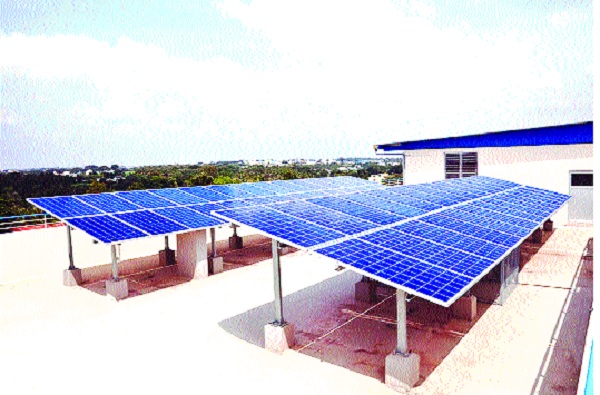 MSEDCL to sell electricity to the school - Zilla Parishad | शाळाच विकणार महावितरणला वीज--जिल्हा परिषदेतून