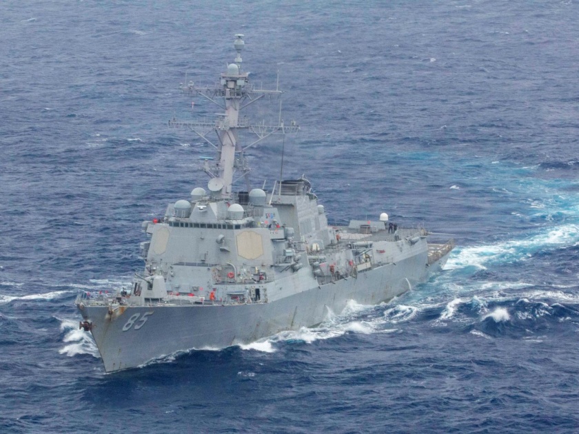 now china is provoking vietnam warships sent to disputed area? | तैवान, जपाननंतर आता व्हिएतनामला चिथावतोय चीन; वादग्रस्त भागात पाठवल्या युद्धनौका