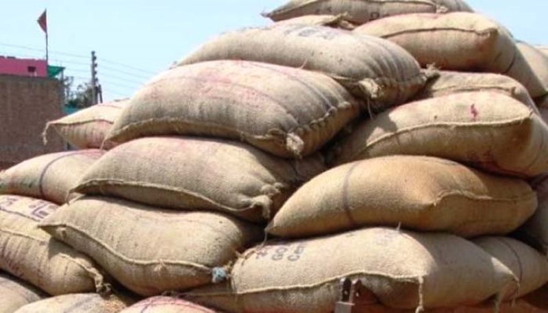 Inadequate increase in grain guarantee price | धानाच्या हमीभावात तुटपुंजी वाढ