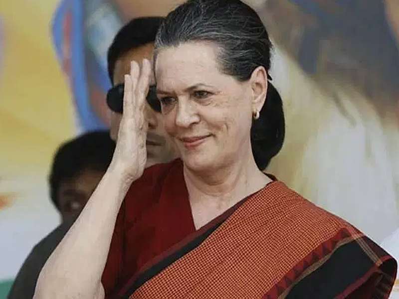 Those who left Congress showed opportunistic character: Sonia Gandhi | 'ते' संधिसाधू वृत्तीचे, सोनिया गांधींकडून काँग्रेस नेत्यांना कानमंत्र