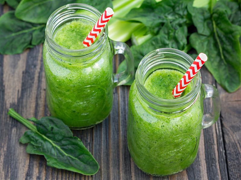 How to make spinach vegetable for weight loss | वजन कमी करण्यासाठी अशी तयार करा पालकची भाजी; होतील फायदेच फायदे