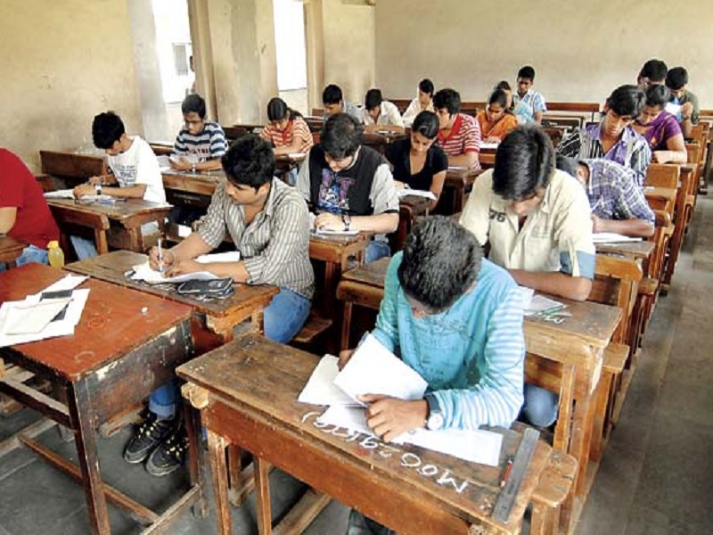 Boycott of examination of 12th answer sheets; Junior college teachers protest started | बारावी उत्तरपत्रिकांच्या तपासणीवर बहिष्कार; कनिष्ठ महाविद्यालयीन शिक्षकांचे आंदाेलन सुरू