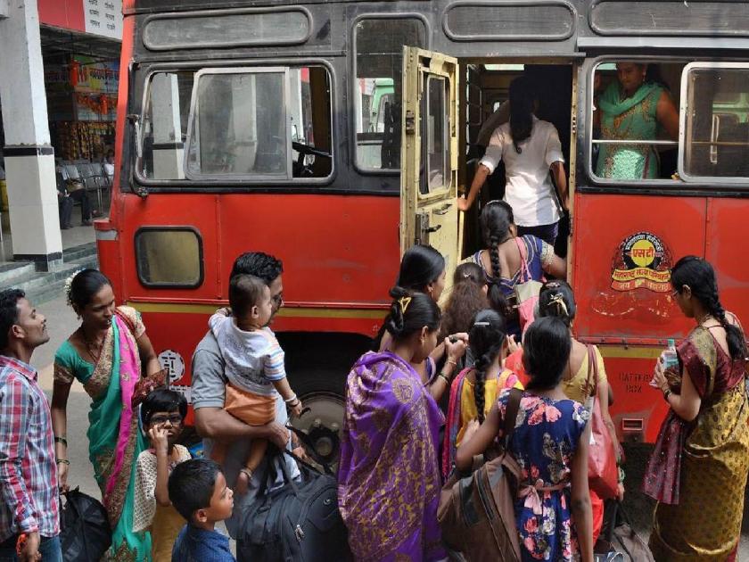 Now women can book ST bus tickets online | महिलांनो, एसटीचे हाफ तिकीट आता घरून करा बुक