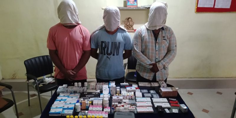 Illegal business of 'steroid injection' exposed in Akola | अकोल्यात ‘स्टेरॉइड इंजेक्शन’च्या गोरखधंद्याचा पर्दाफाश
