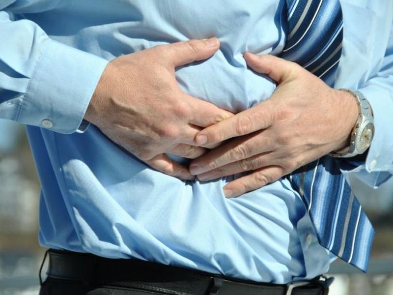 Early Warning Symptoms of Kidney Stones | किडनी स्टोन झालाय हे कसे ओळखाल? ही आहेत लक्षणे